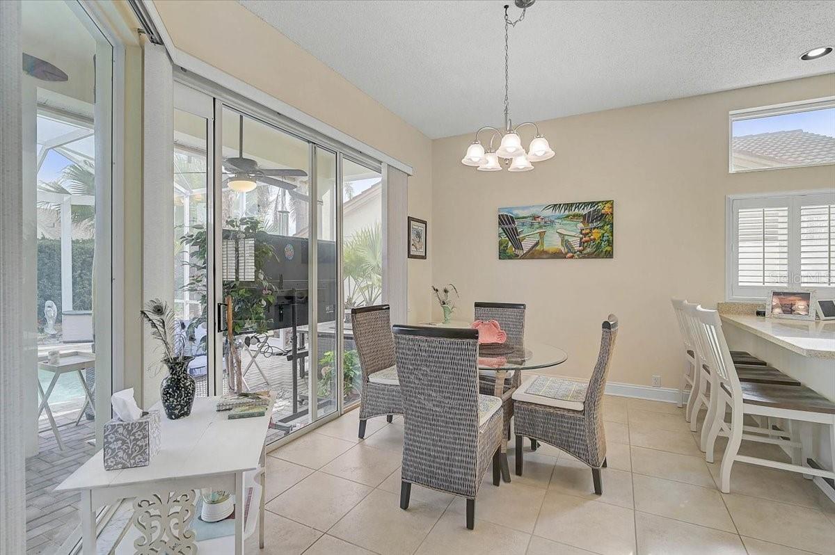 Image 10 of 46 For 4729 Peridia Boulevard E