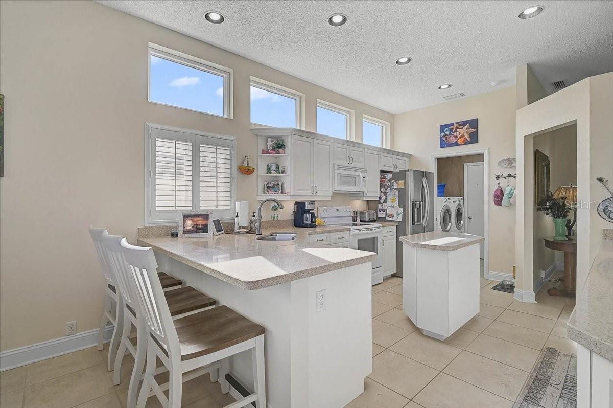 Image 11 of 46 For 4729 Peridia Boulevard E