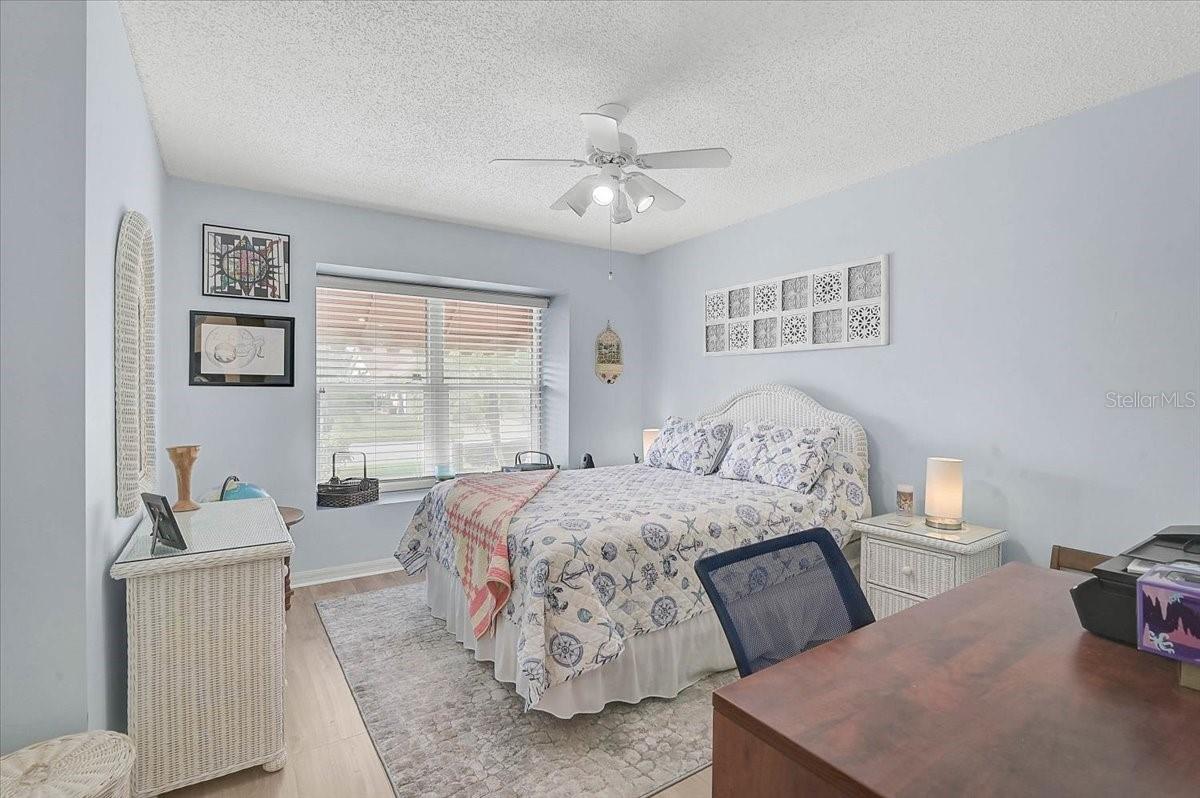 Image 17 of 46 For 4729 Peridia Boulevard E