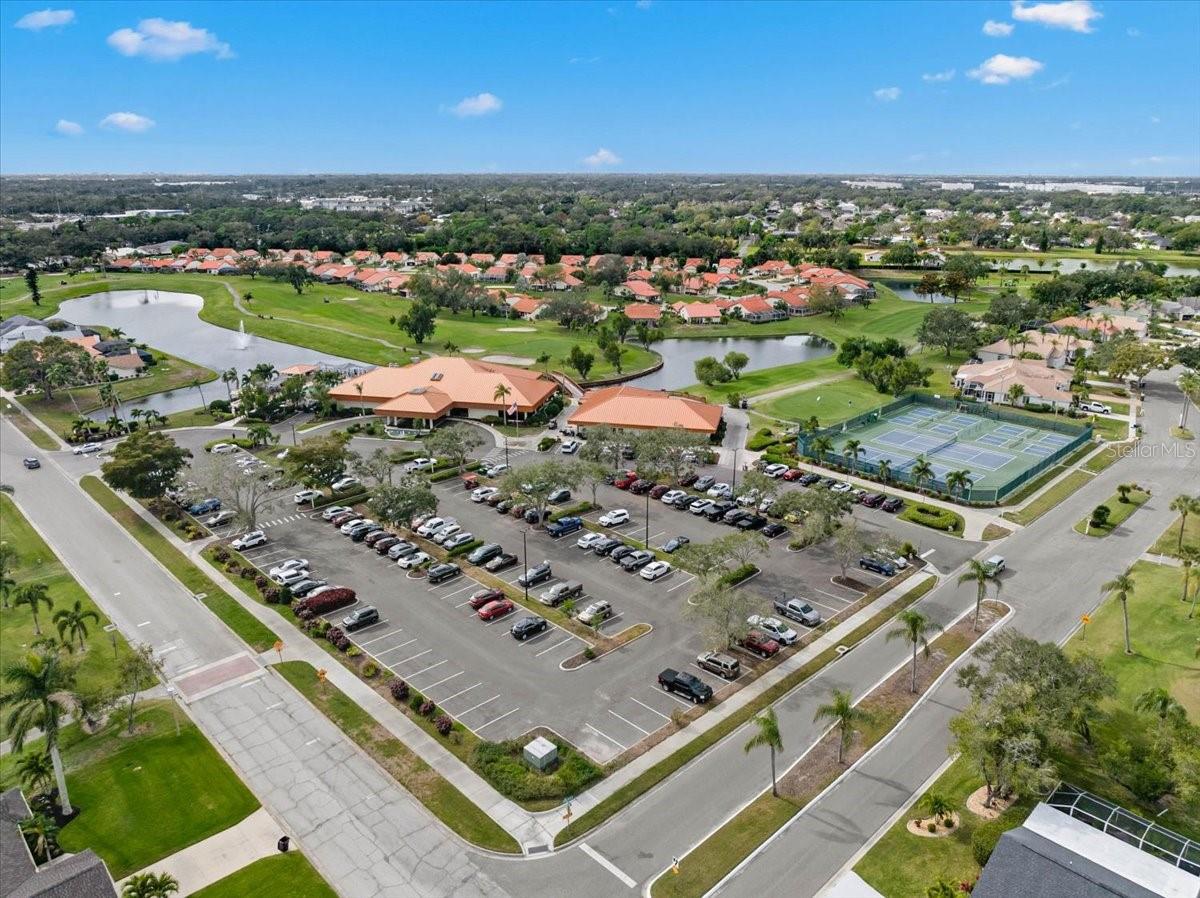 Image 31 of 46 For 4729 Peridia Boulevard E