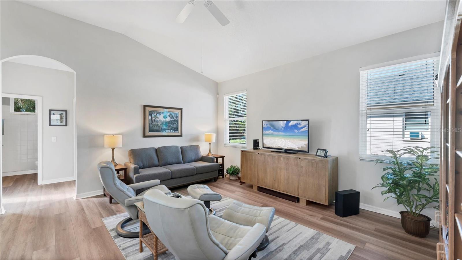 Image 23 of 60 For 7302 Deer Crossing Court