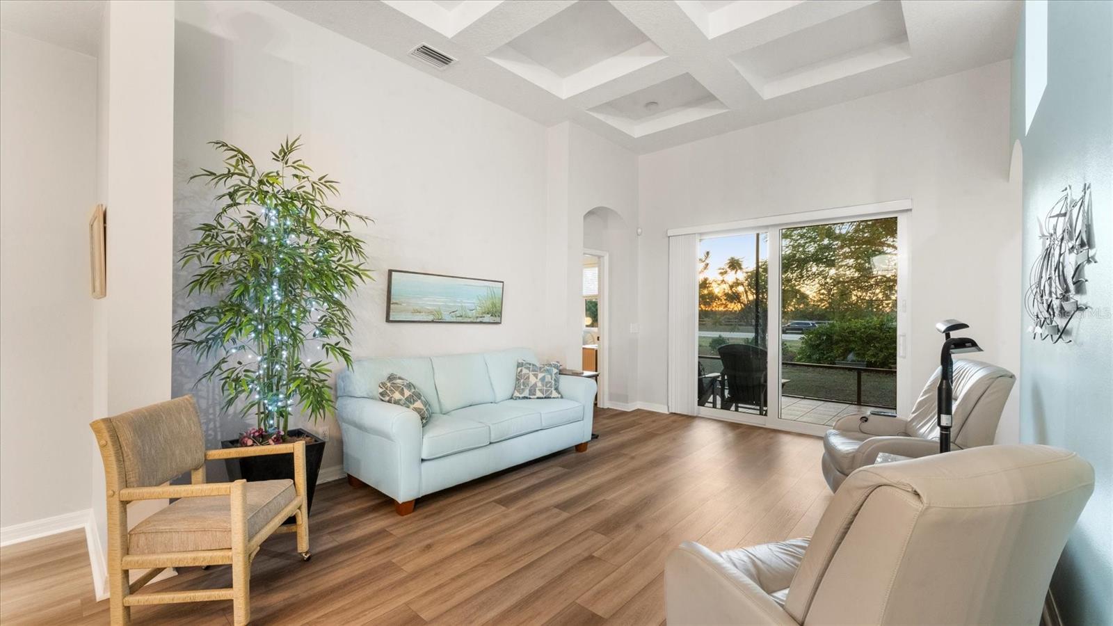 Image 8 of 60 For 7302 Deer Crossing Court