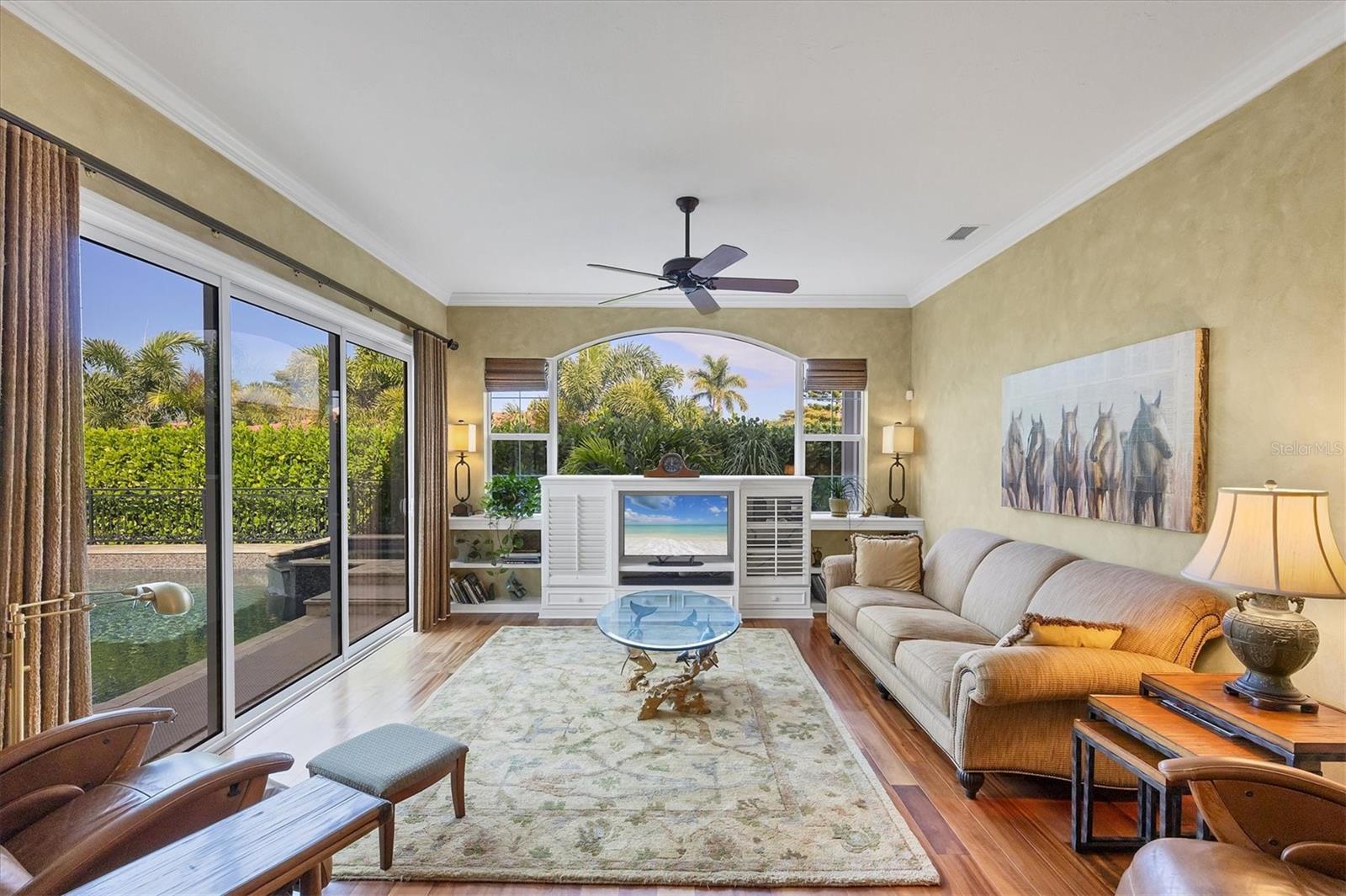 Image 10 of 47 For 381 Bob White Drive