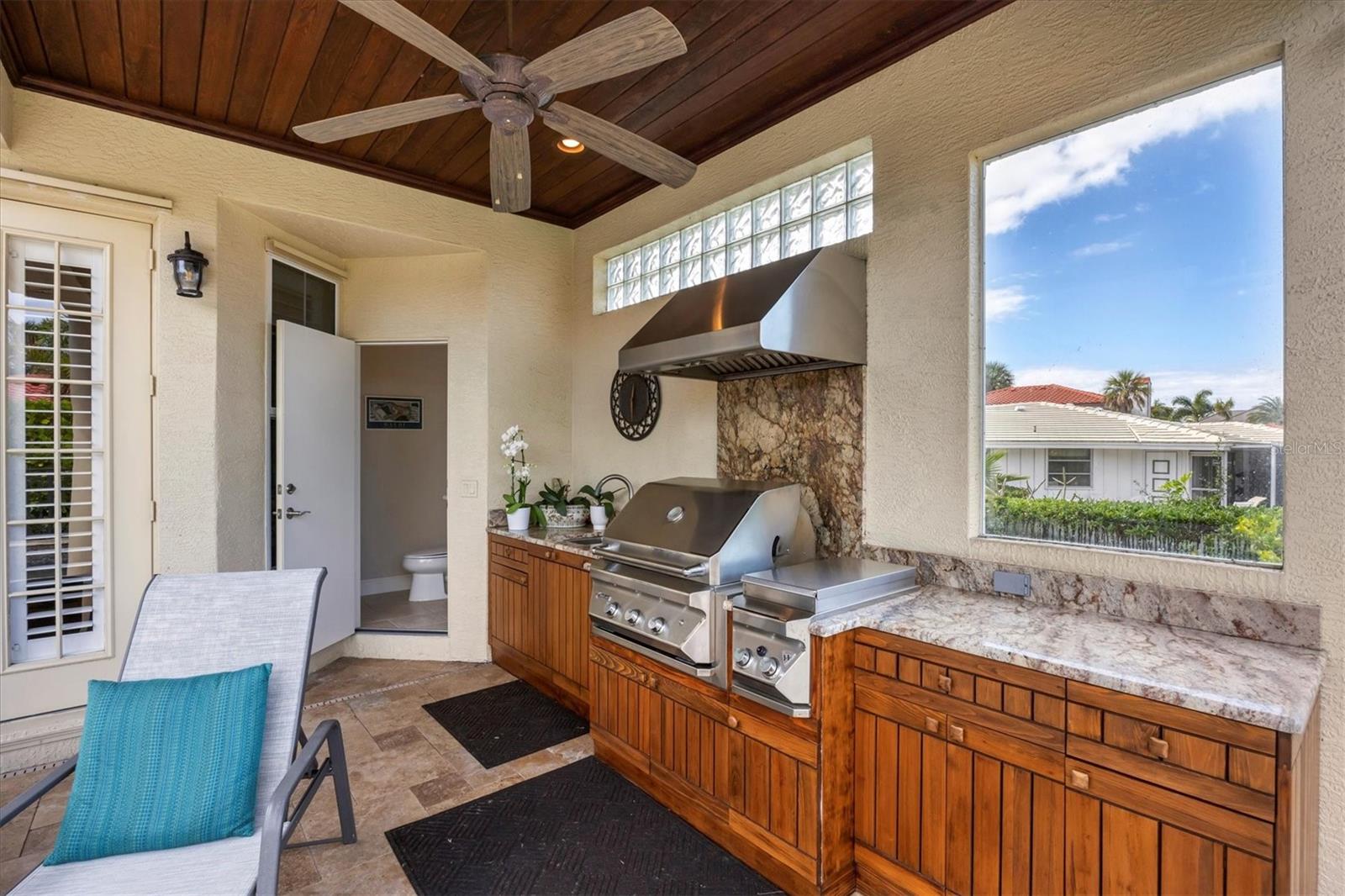 Image 14 of 47 For 381 Bob White Drive