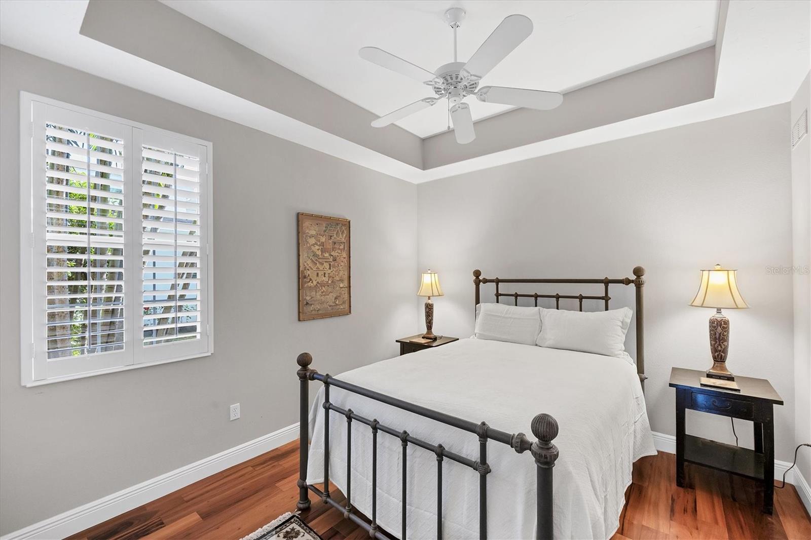 Image 21 of 47 For 381 Bob White Drive