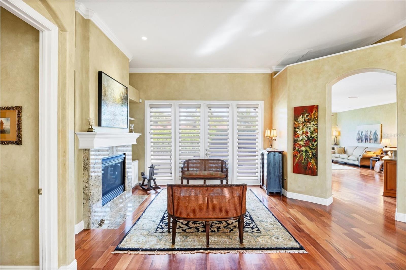 Image 6 of 47 For 381 Bob White Drive