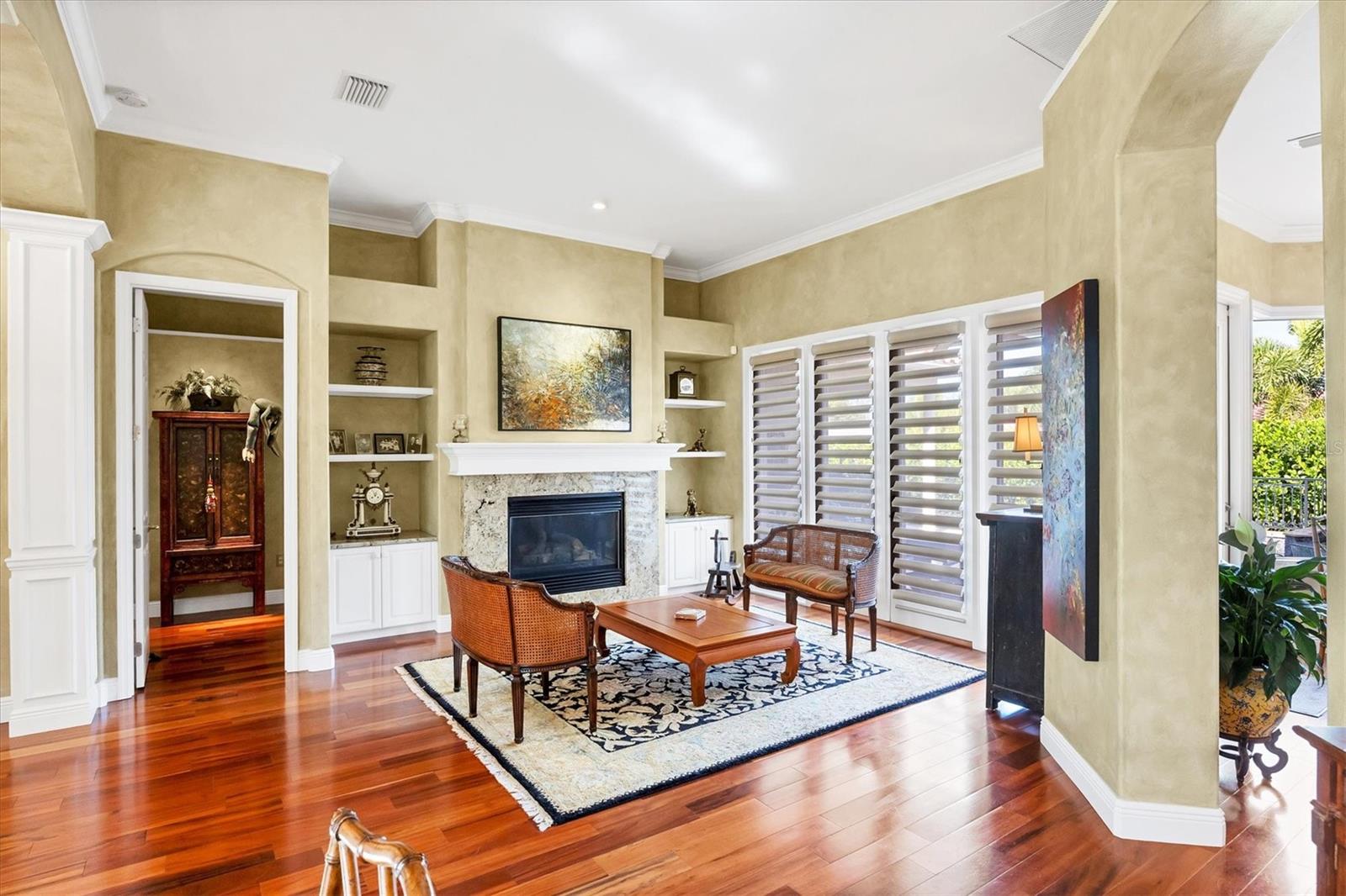 Image 7 of 47 For 381 Bob White Drive