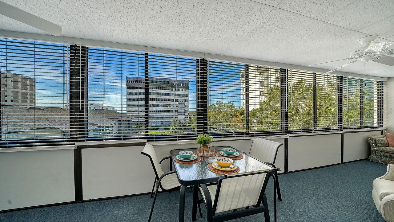 Listing photo id 22 for 1125 Peppertree Drive 302