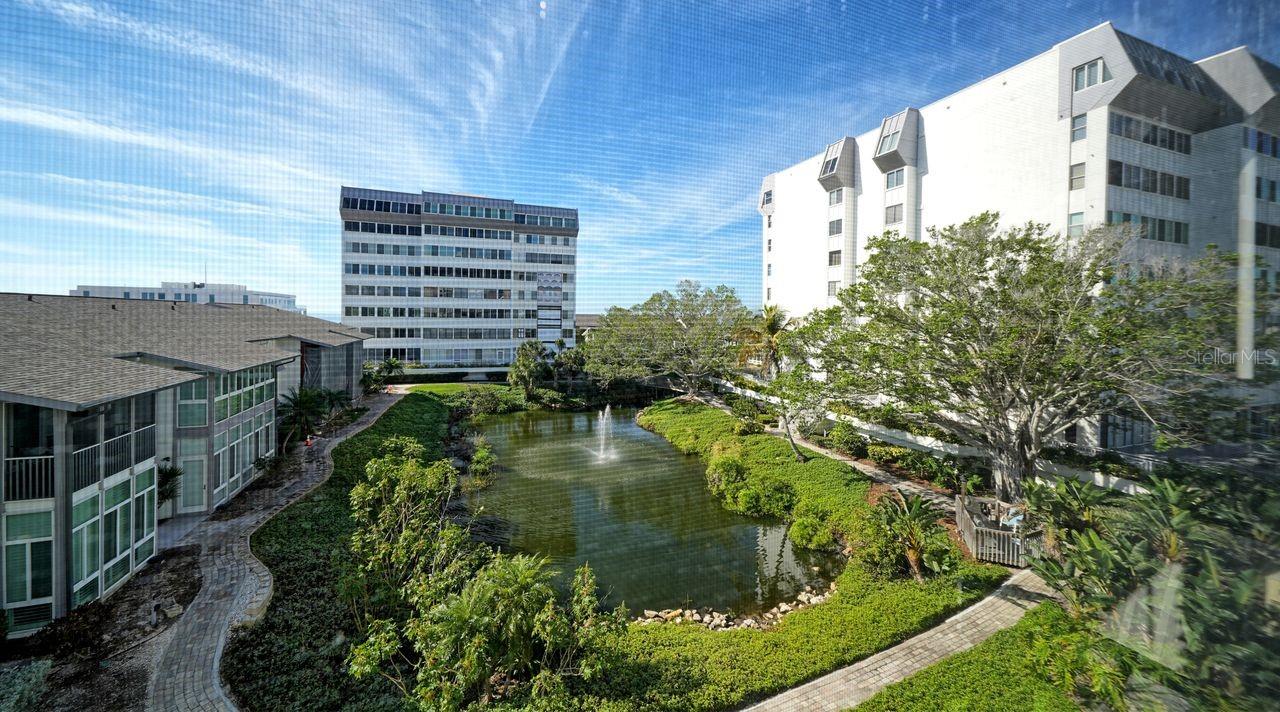 Listing photo id 23 for 1125 Peppertree Drive 302