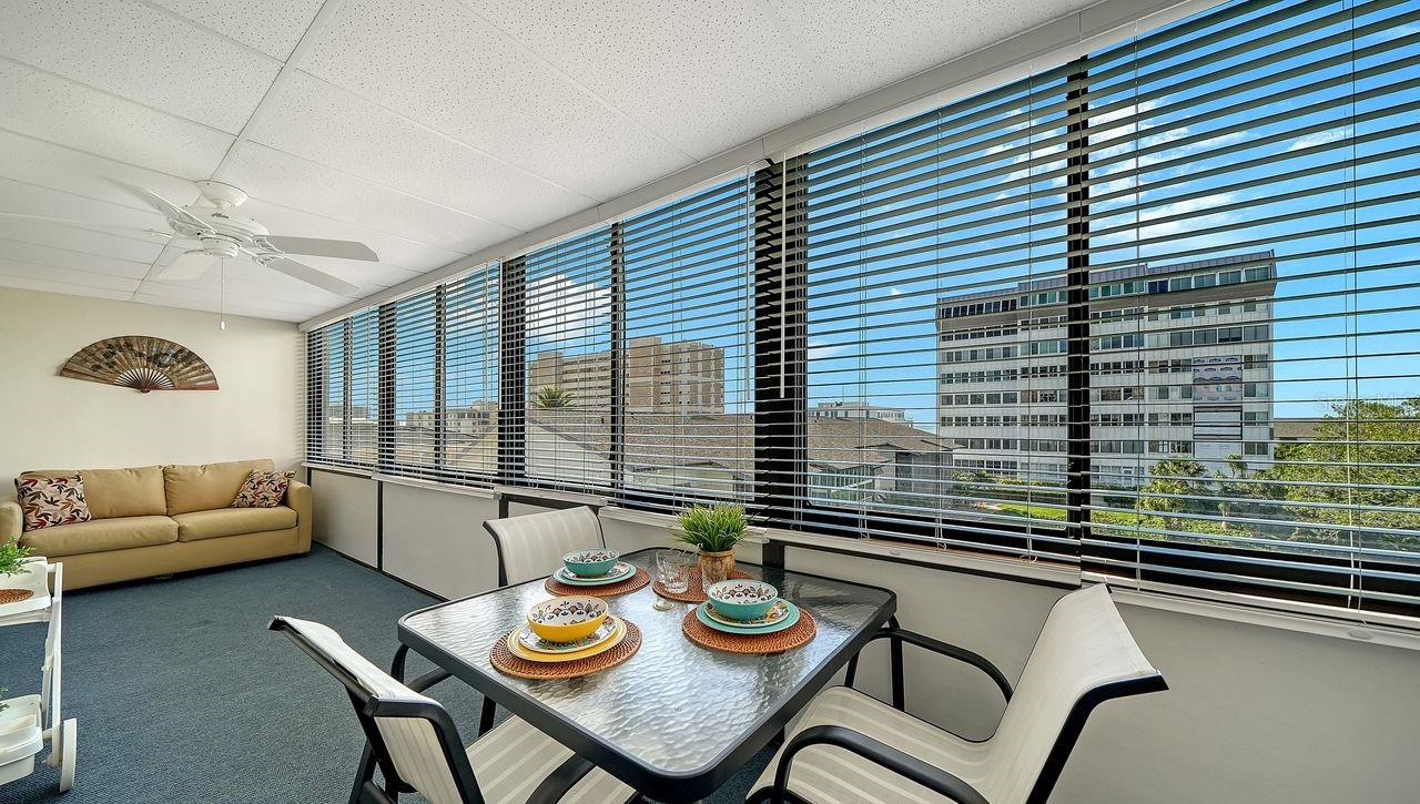 Listing photo id 24 for 1125 Peppertree Drive 302