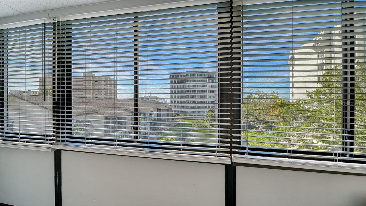 Listing photo id 26 for 1125 Peppertree Drive 302