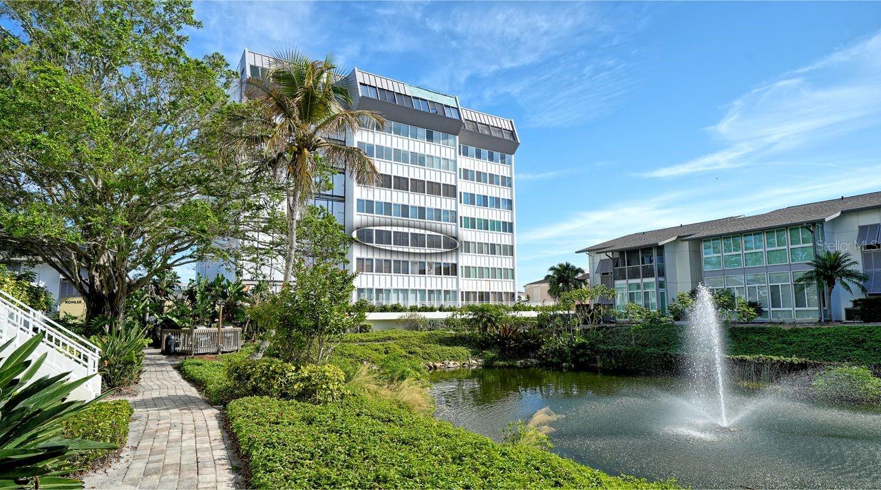 Listing photo id 28 for 1125 Peppertree Drive 302