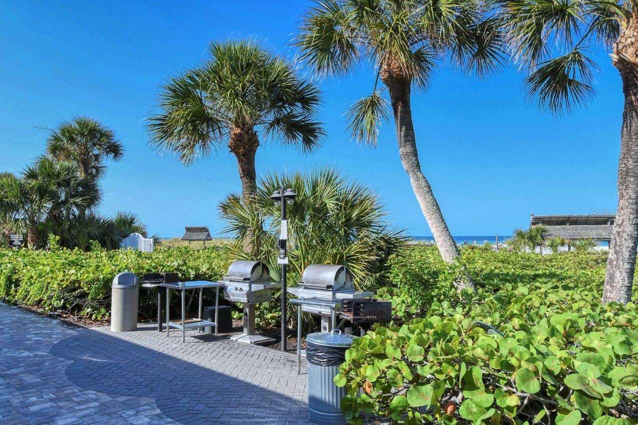 Listing photo id 50 for 1125 Peppertree Drive 302