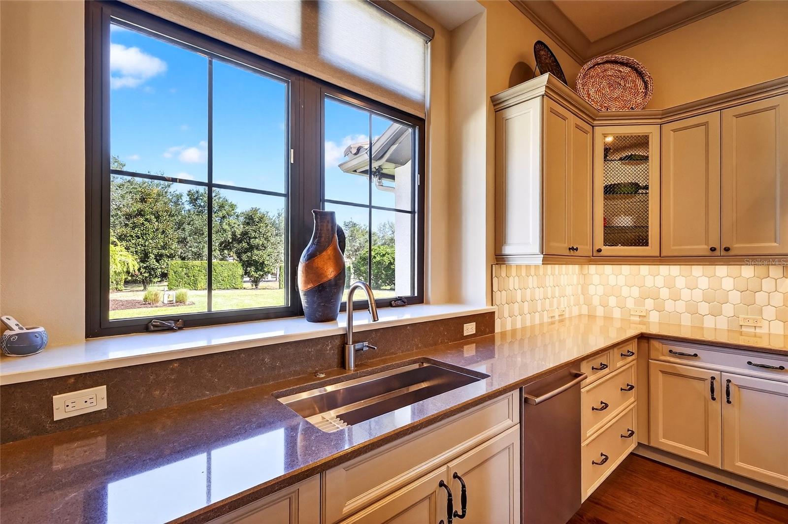 Image 16 of 99 For 19448 Newlane Place