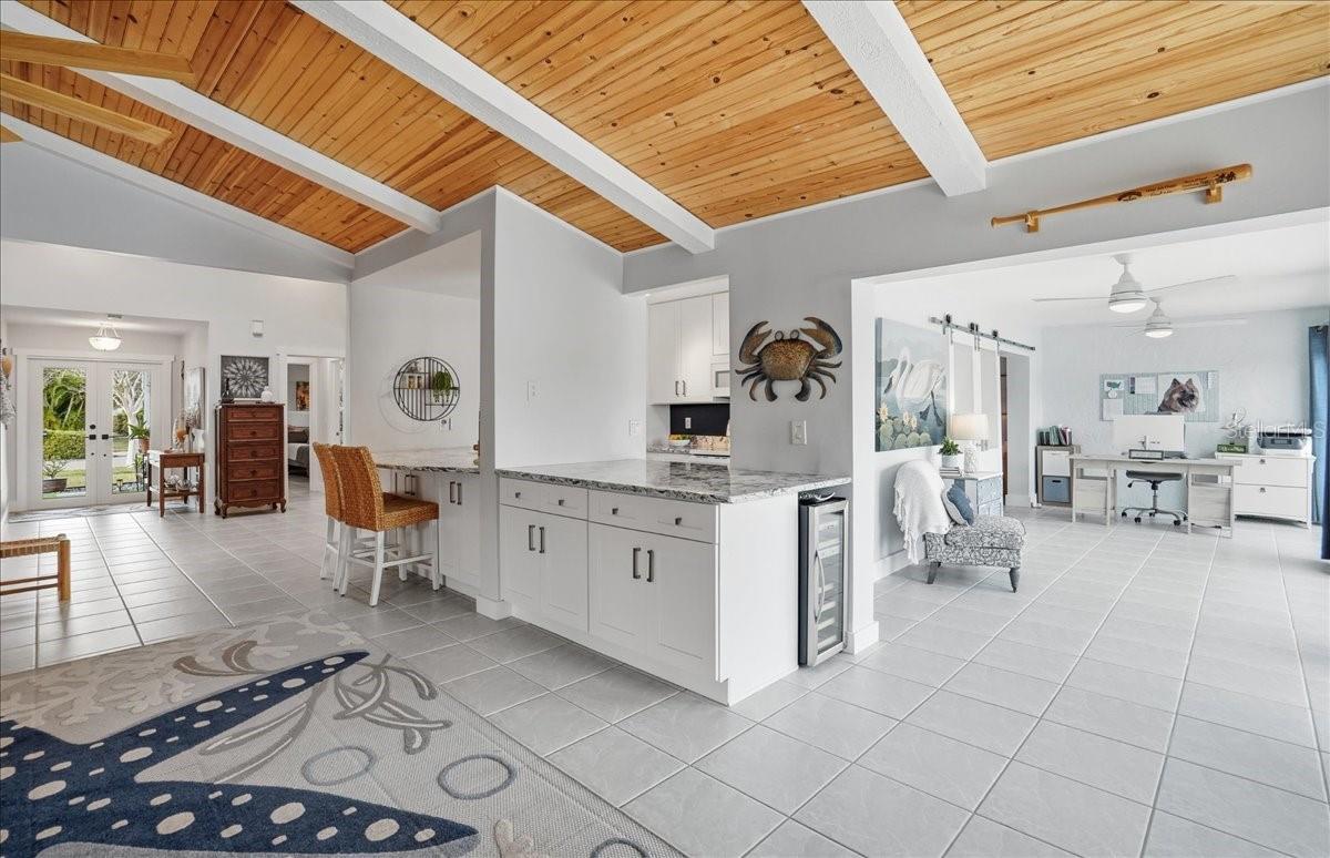 Image 14 of 44 For 6530 Waterford Circle