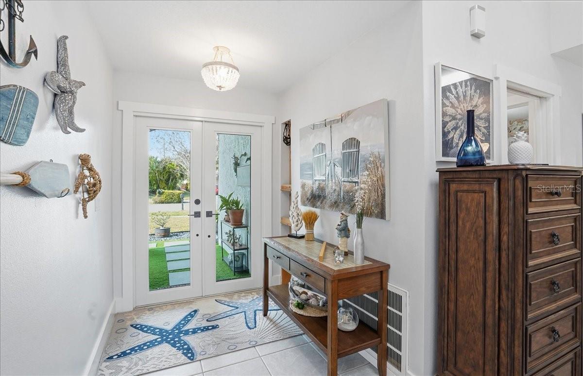 Image 8 of 44 For 6530 Waterford Circle