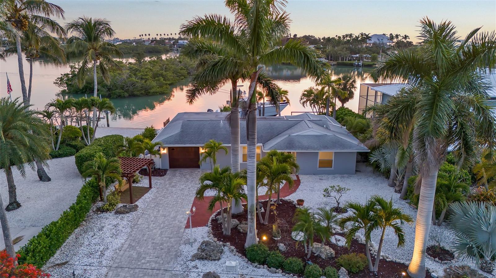 Image 2 of 49 For 922 Casey Cove Drive