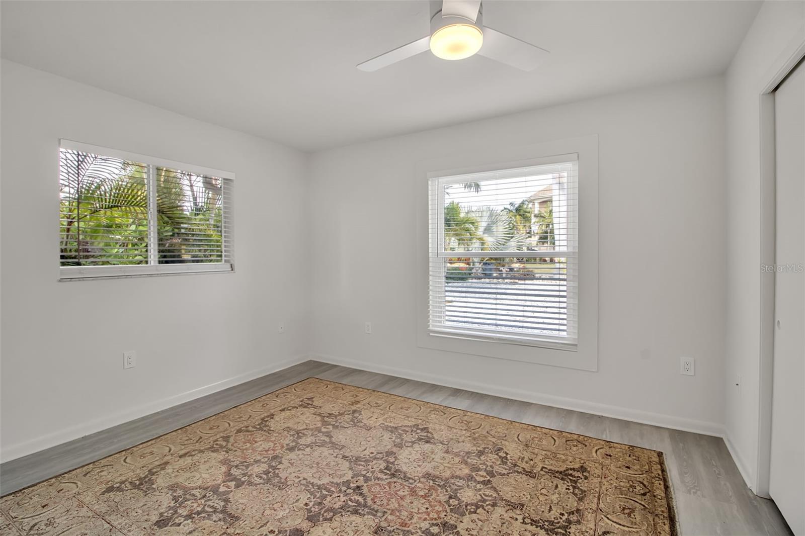 Image 20 of 49 For 922 Casey Cove Drive