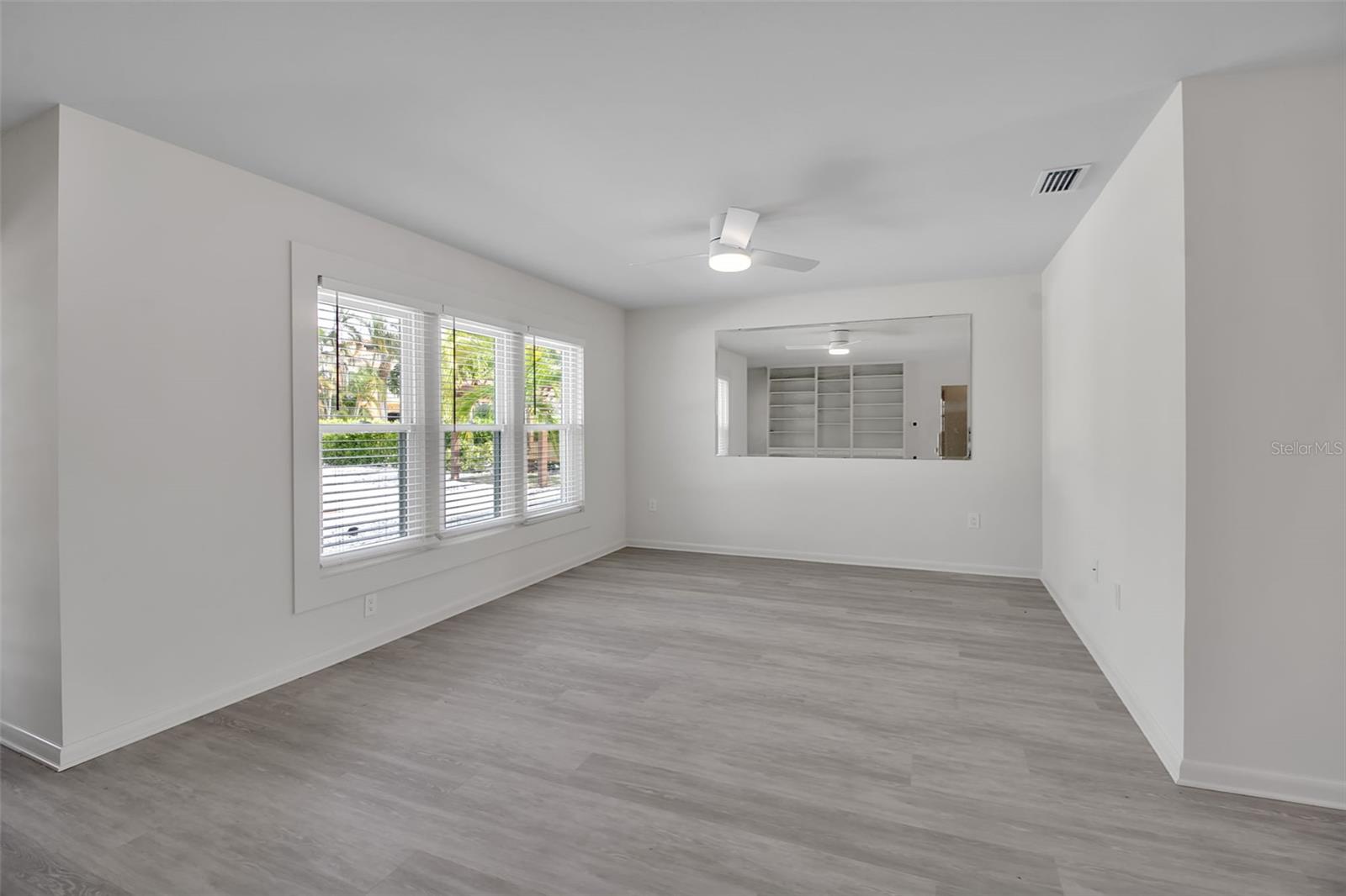 Image 37 of 49 For 922 Casey Cove Drive