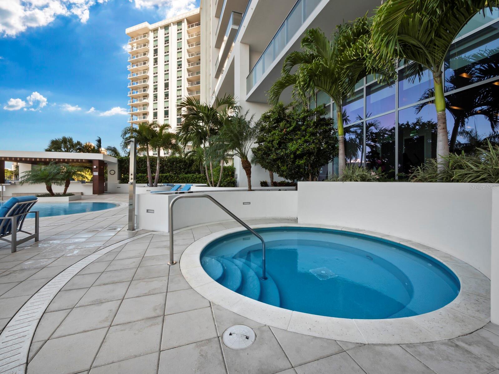 Listing photo id 46 for 1155 Gulfstream Avenue 906