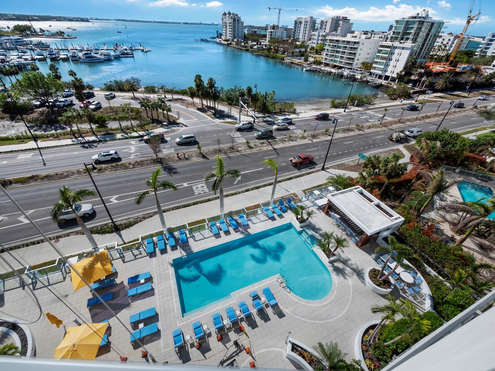 Listing photo id 56 for 1155 Gulfstream Avenue 906