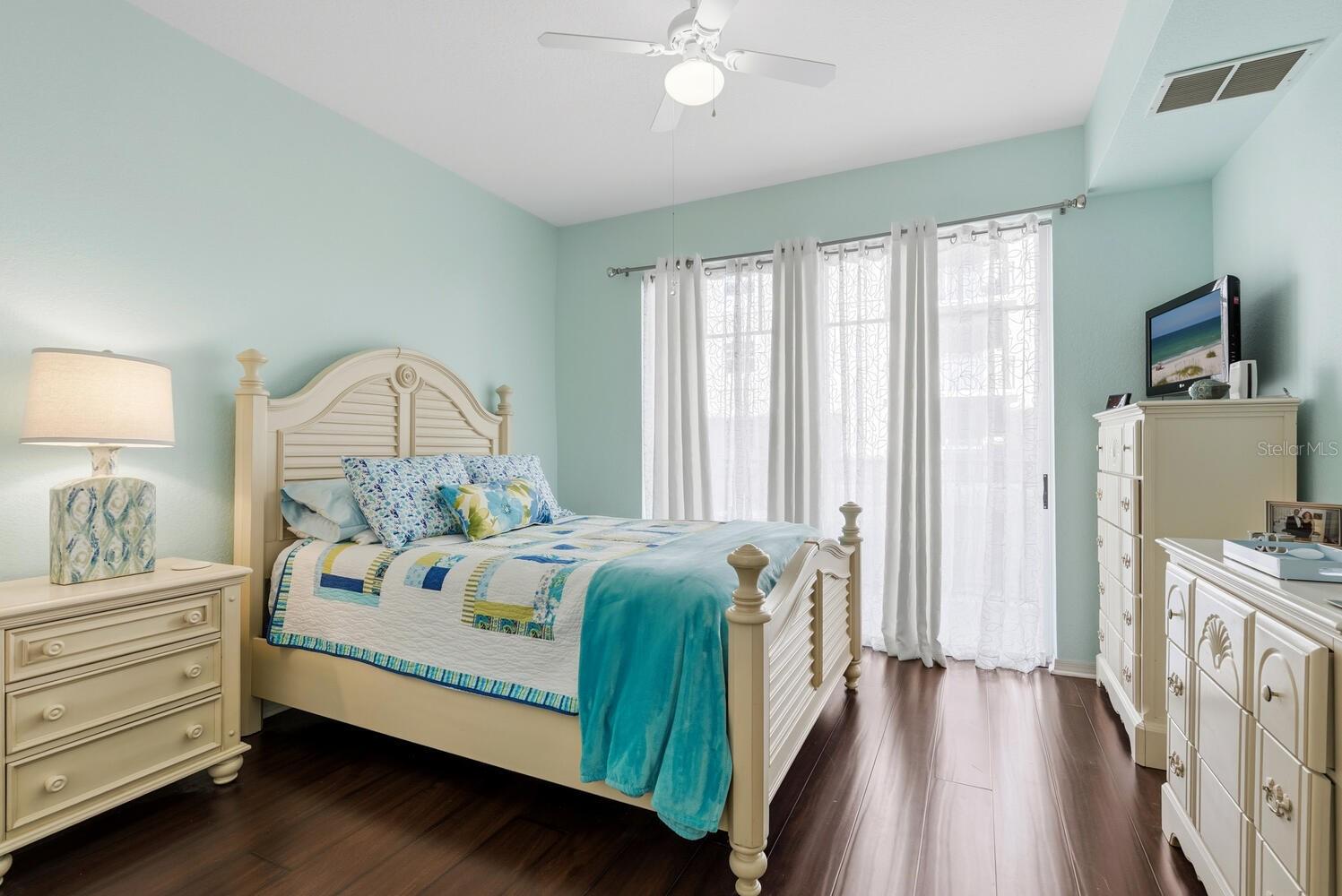 Image 22 of 50 For 1064 Tamiami Trail 1206