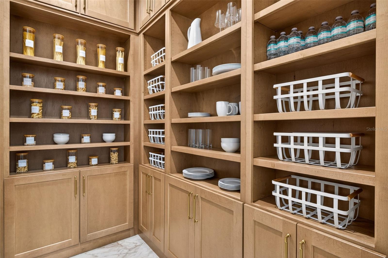 Image 16 of 53 For 8380 Sea Glass Court