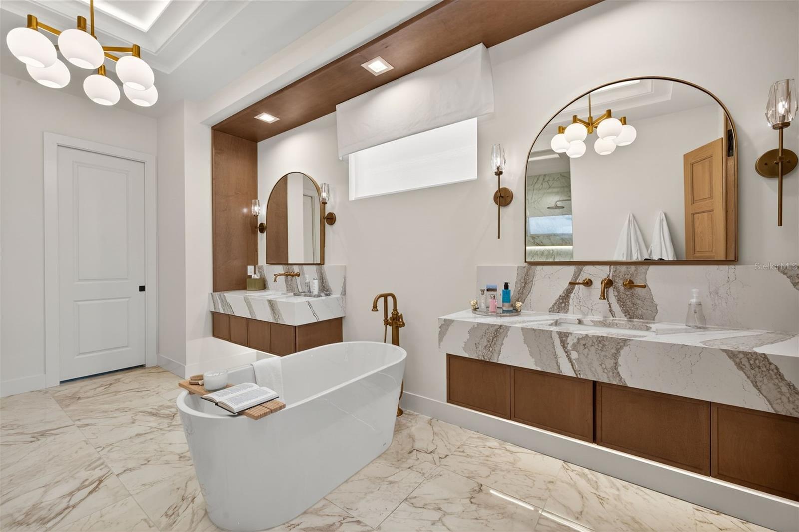 Image 26 of 53 For 8380 Sea Glass Court