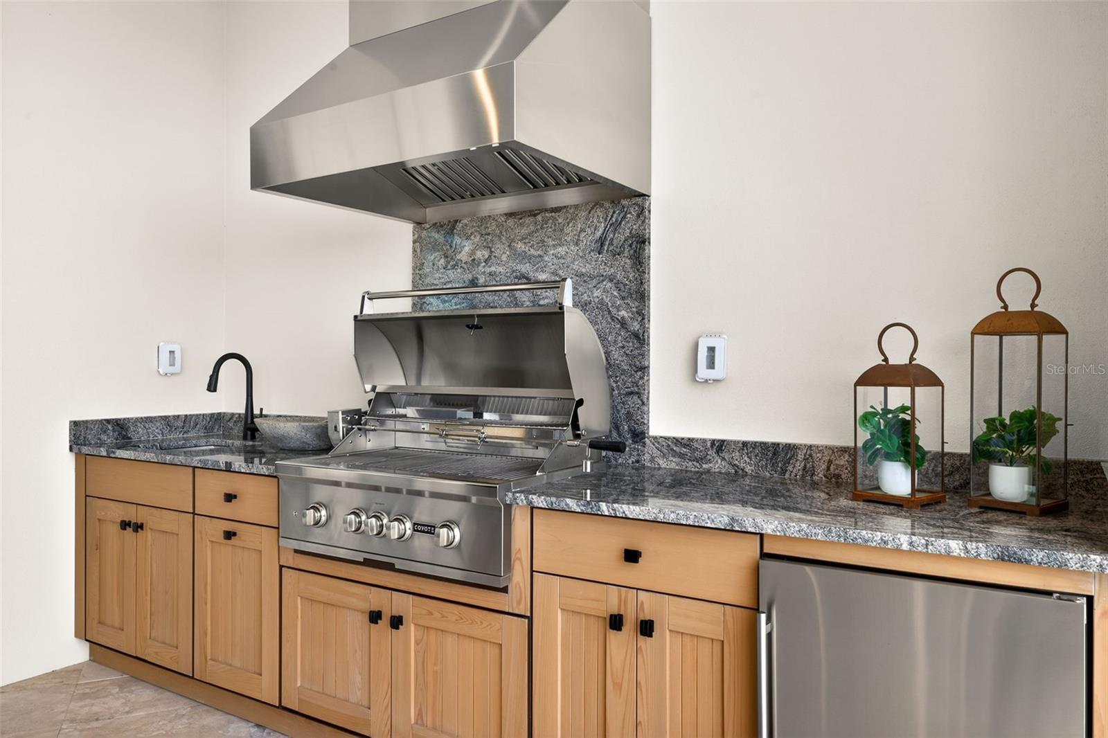 Image 43 of 53 For 8380 Sea Glass Court