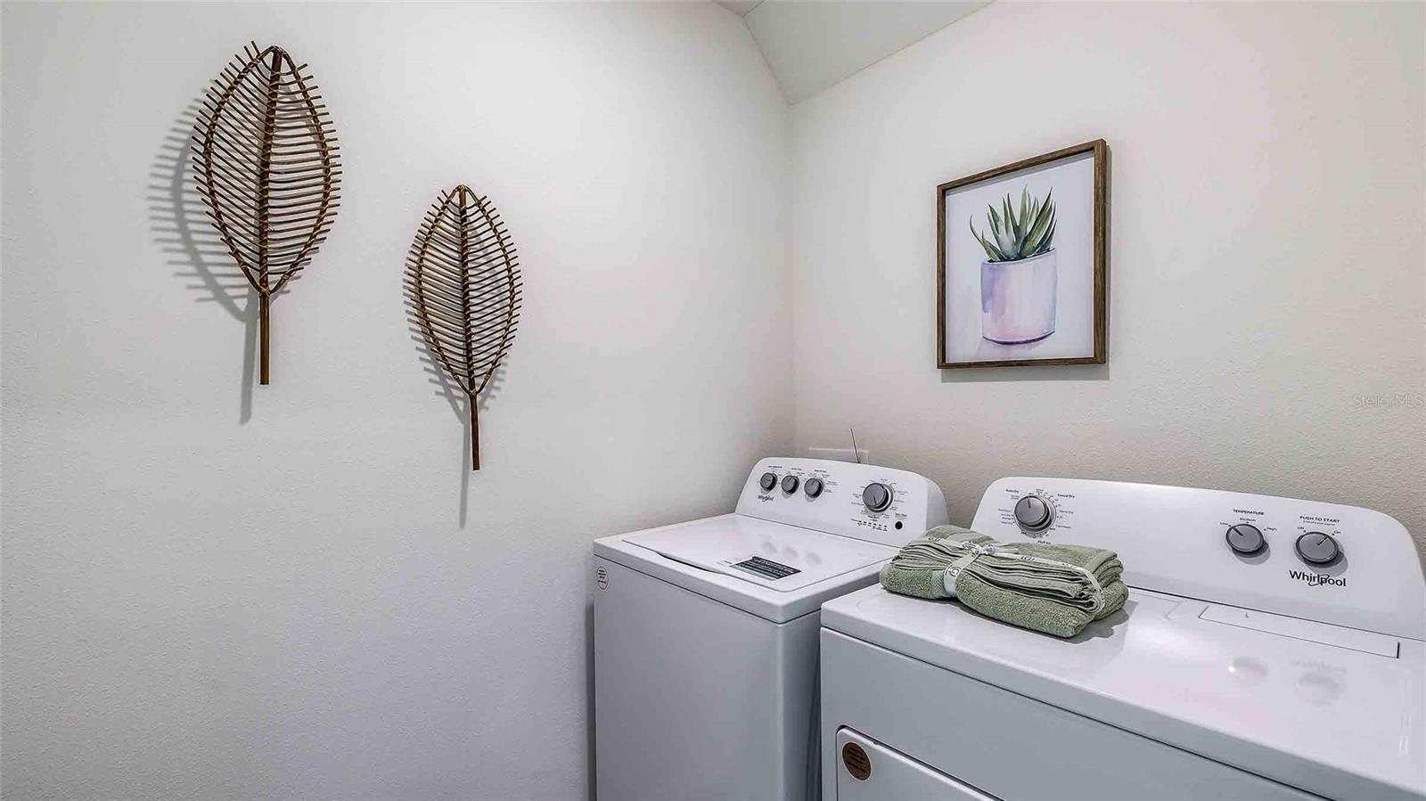 Image 14 of 23 For 18419 Canopy Place