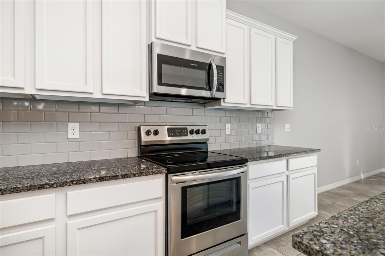 Image 10 of 58 For 2647 Midnight Pearl Drive