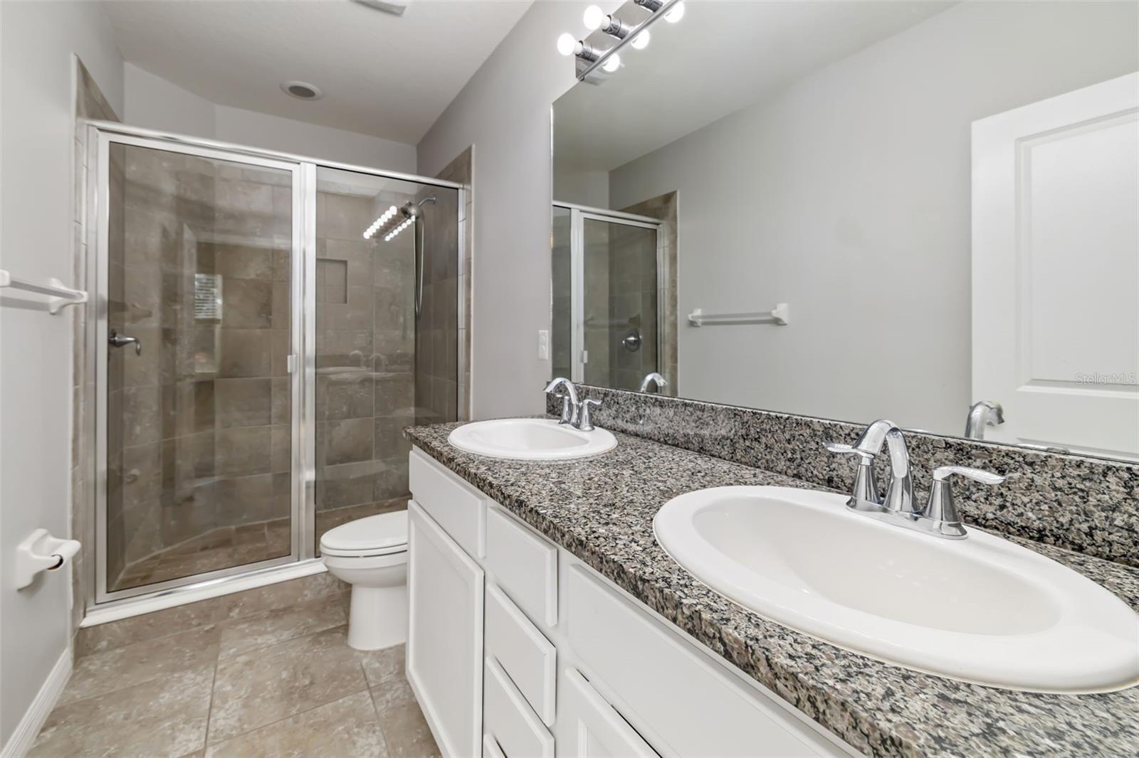 Image 22 of 58 For 2647 Midnight Pearl Drive