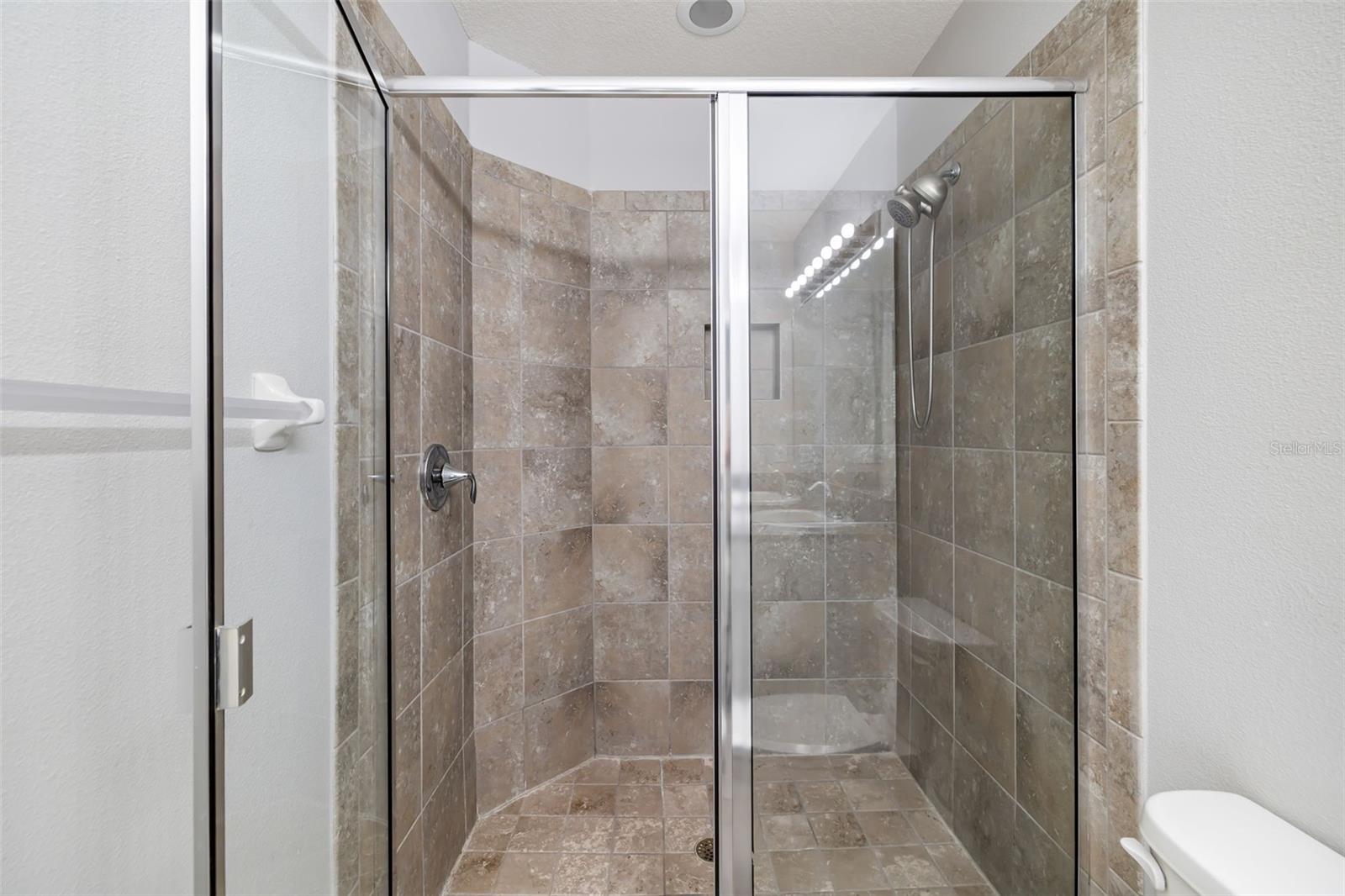 Image 24 of 58 For 2647 Midnight Pearl Drive