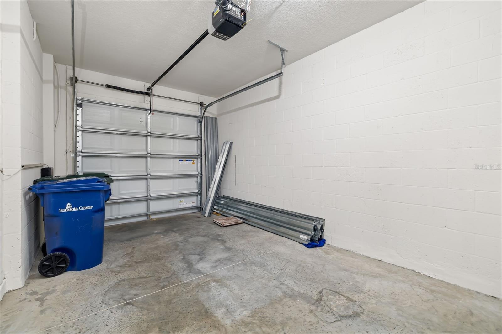 Image 33 of 58 For 2647 Midnight Pearl Drive