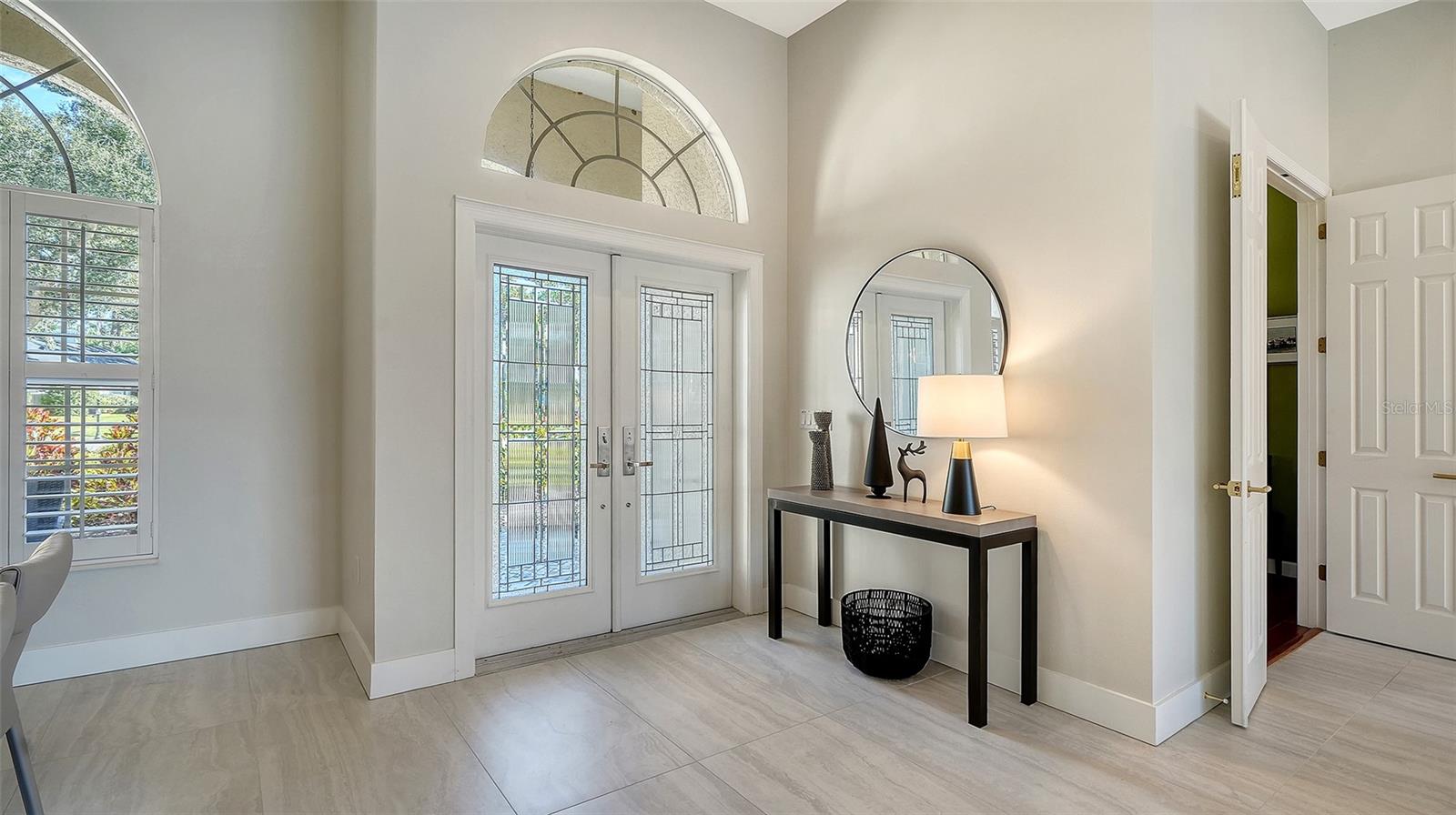 Image 5 of 60 For 4728 White Tail Lane