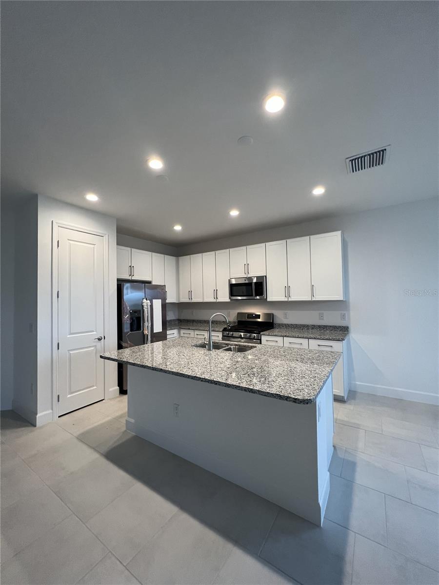 Image 3 of 10 For 3260 Great Banyan Way