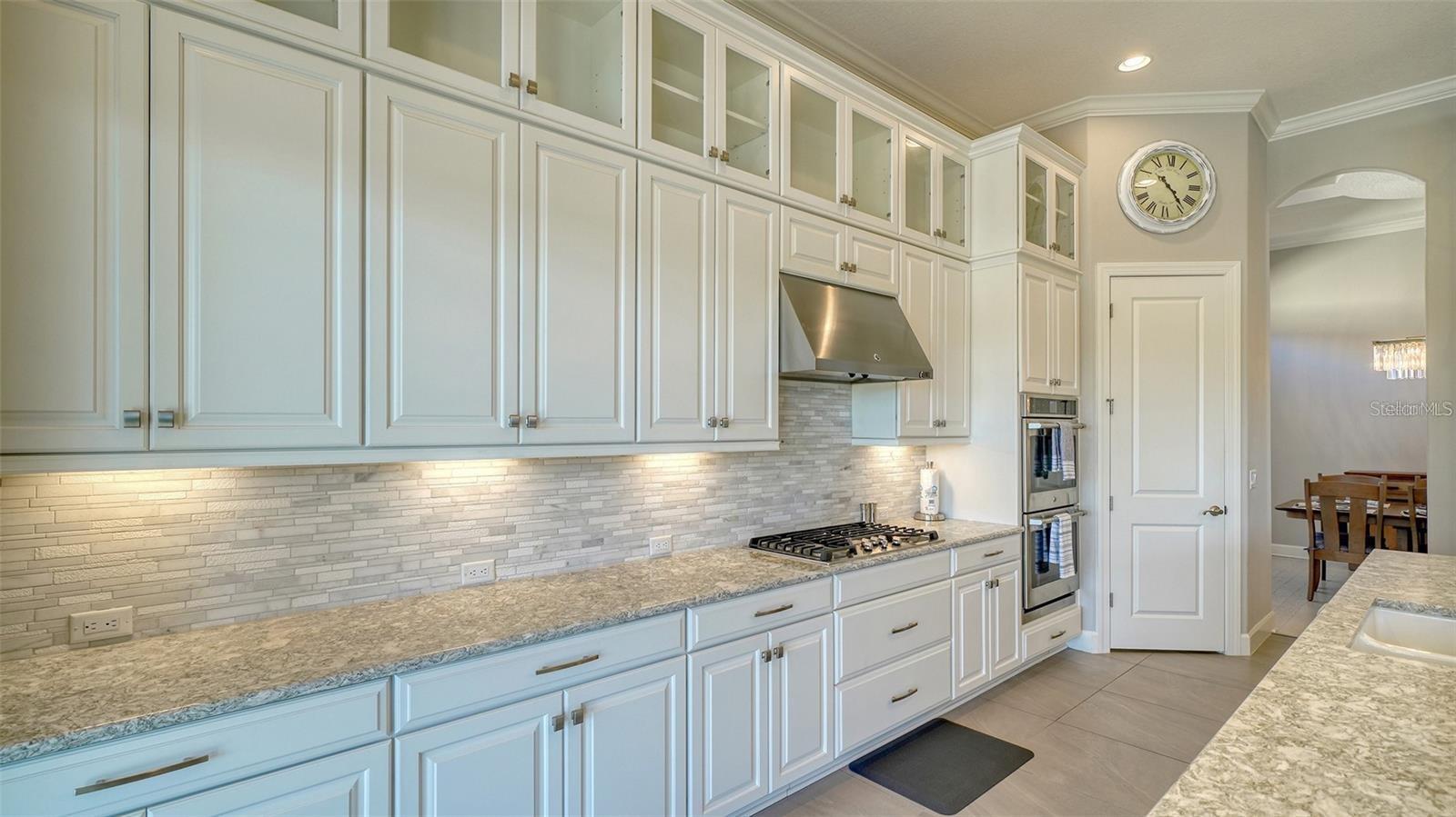 Image 19 of 97 For 4714 Cabreo Court