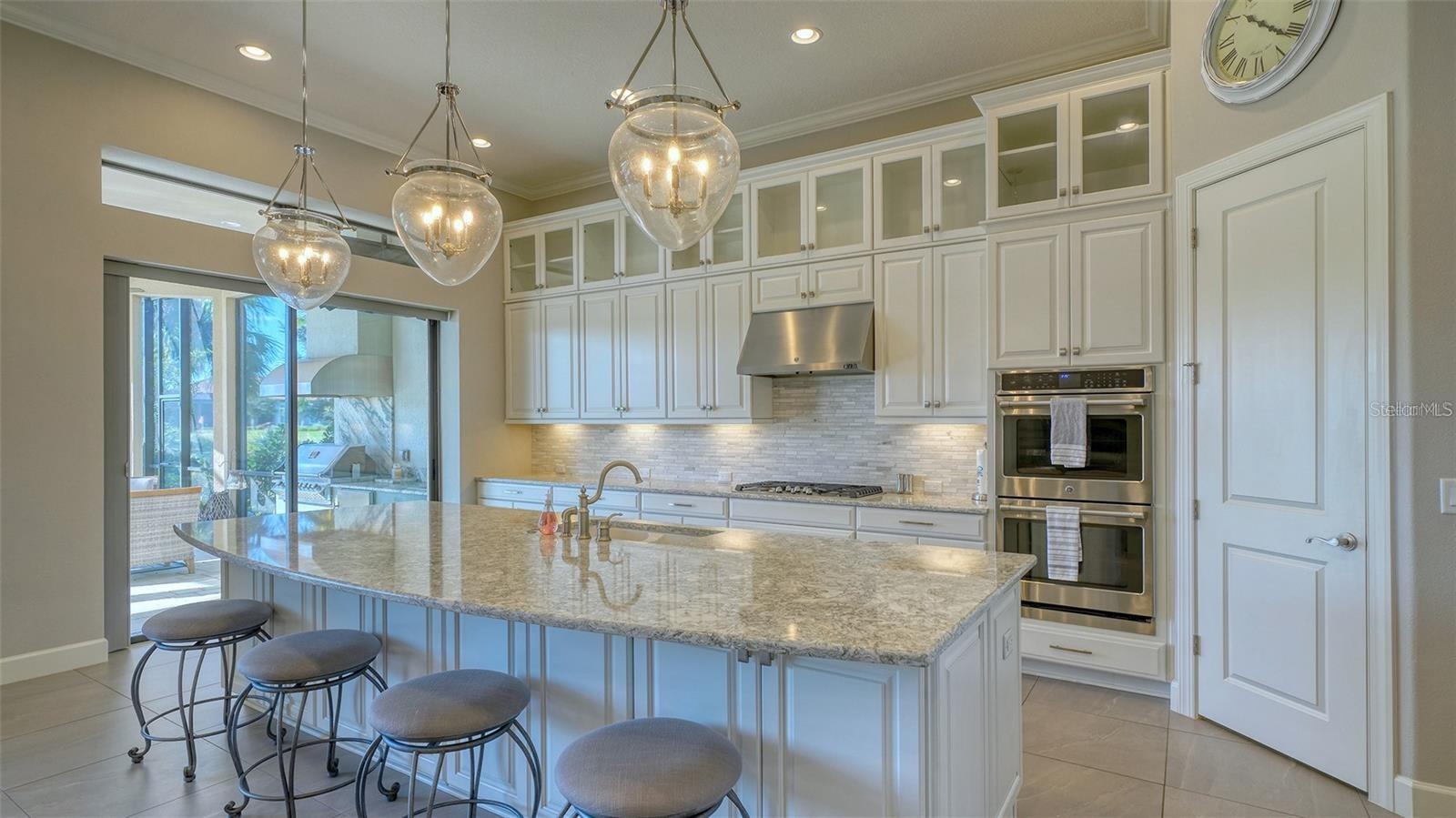 Image 21 of 97 For 4714 Cabreo Court