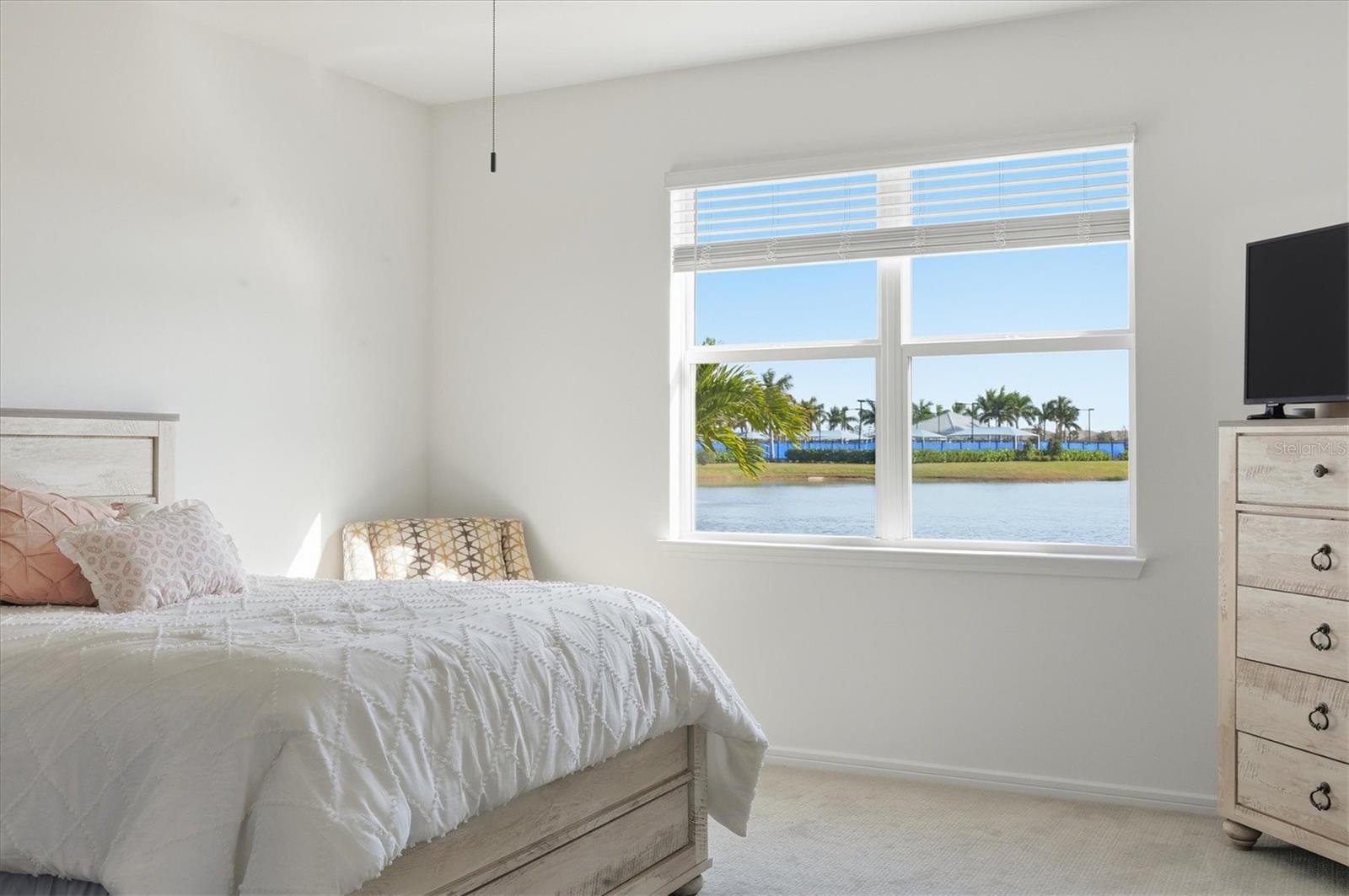 Image 17 of 65 For 8705 Coastal Key Way