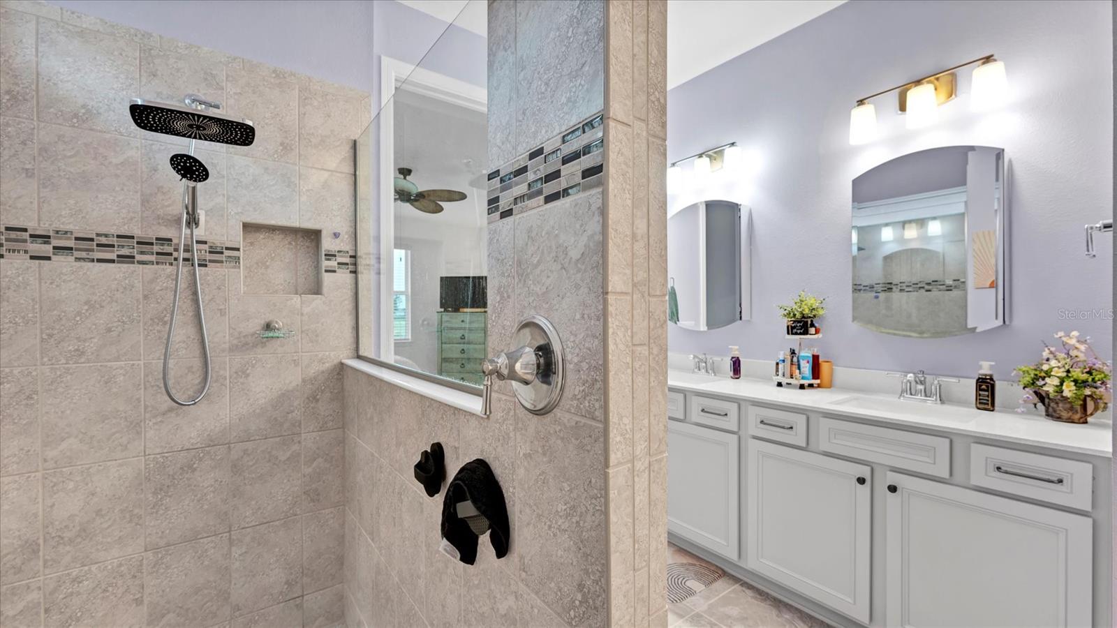 Image 22 of 65 For 8705 Coastal Key Way