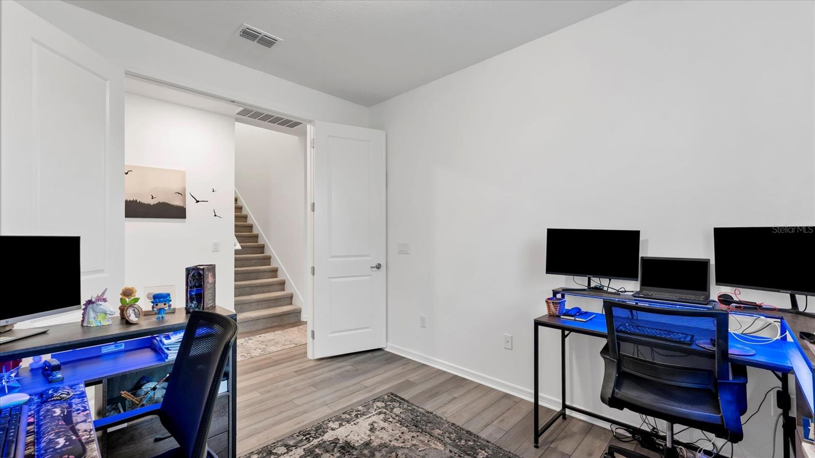 Image 27 of 65 For 8705 Coastal Key Way