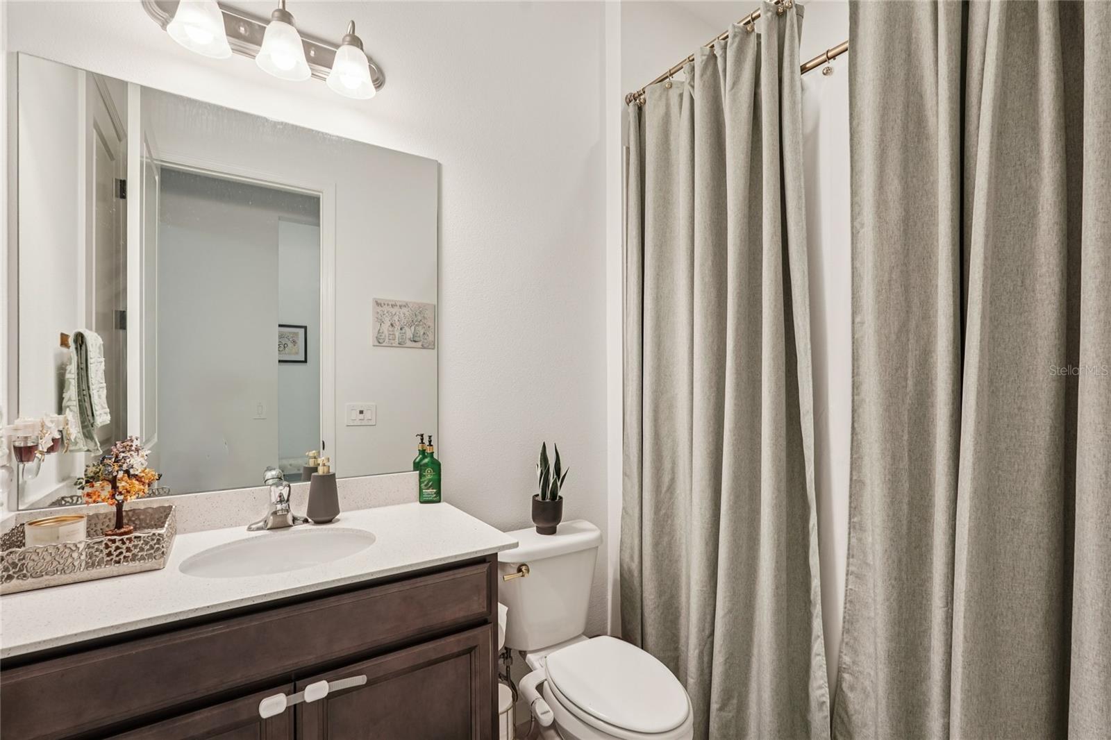 Image 20 of 46 For 8294 Grande Shores Drive