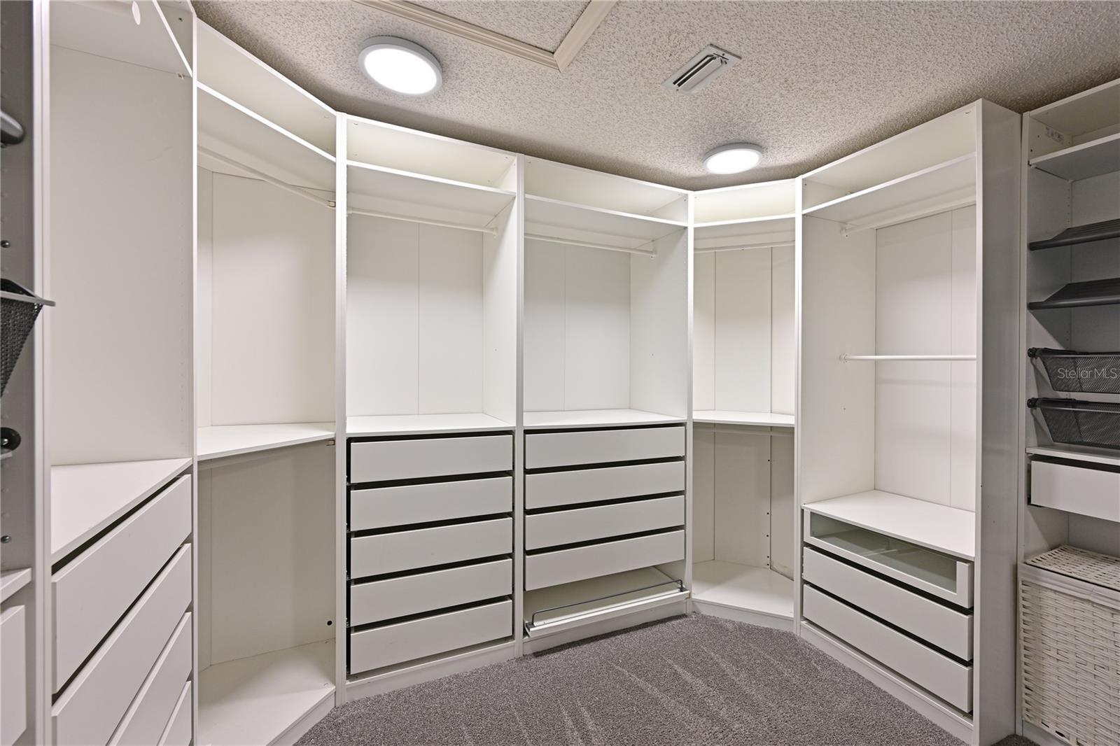 Image 11 of 36 For 7974 Monticello Lane