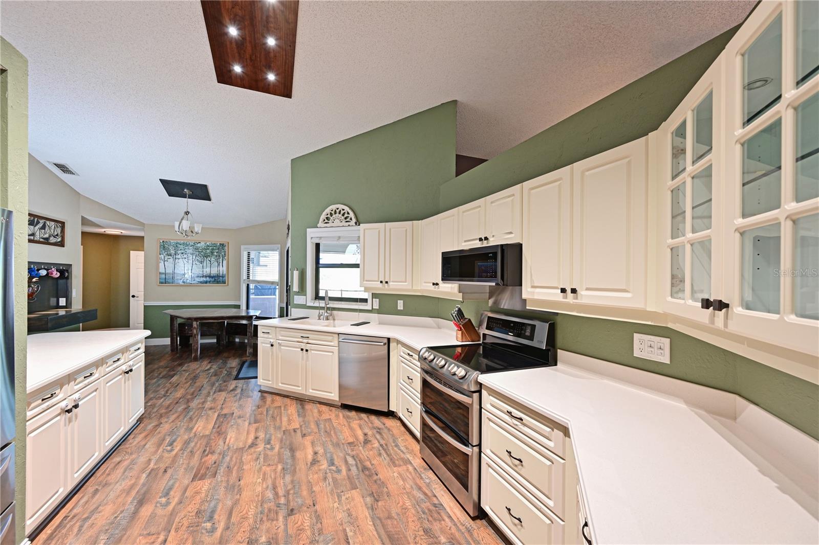 Image 26 of 36 For 7974 Monticello Lane