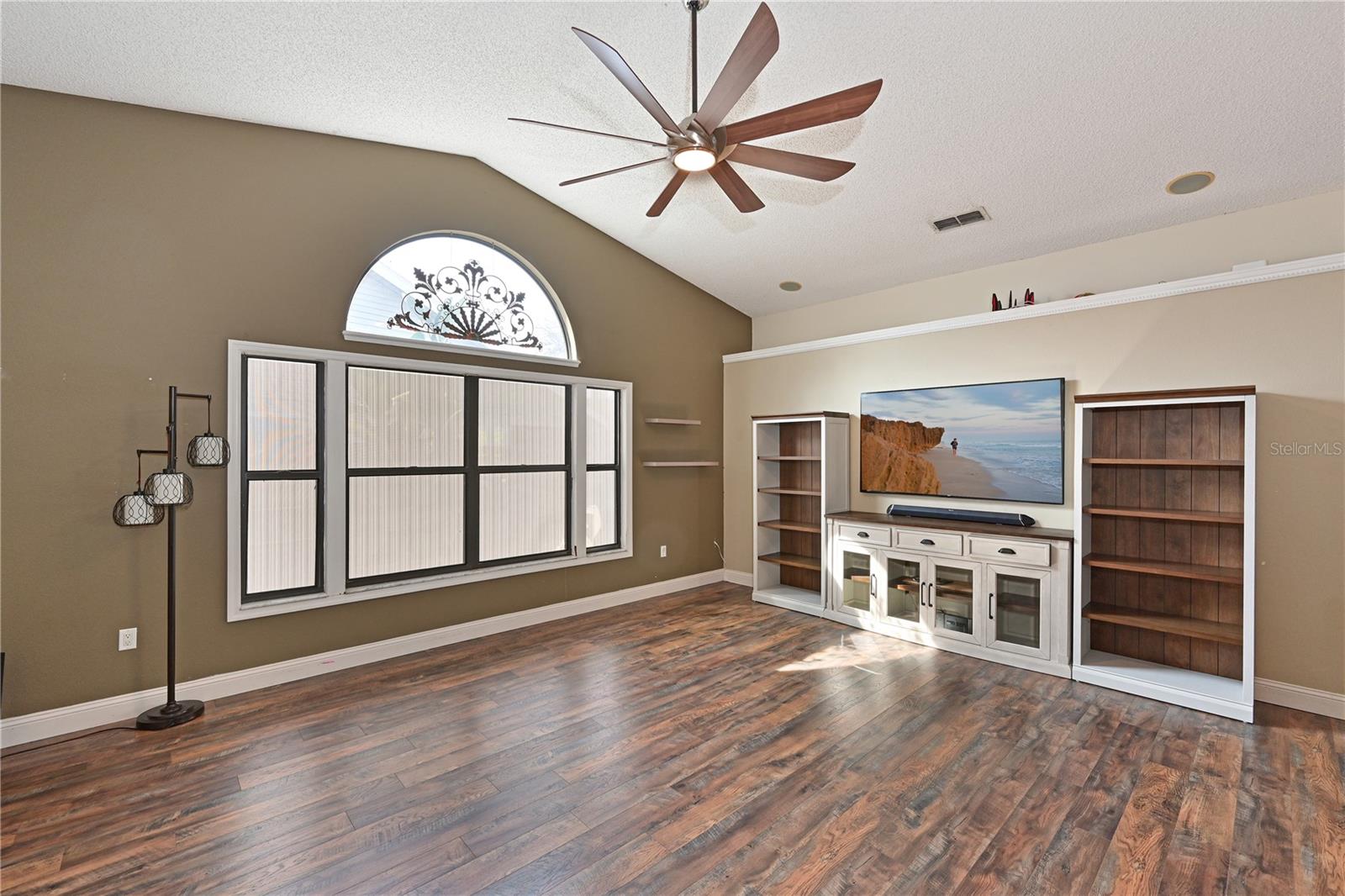 Image 8 of 36 For 7974 Monticello Lane