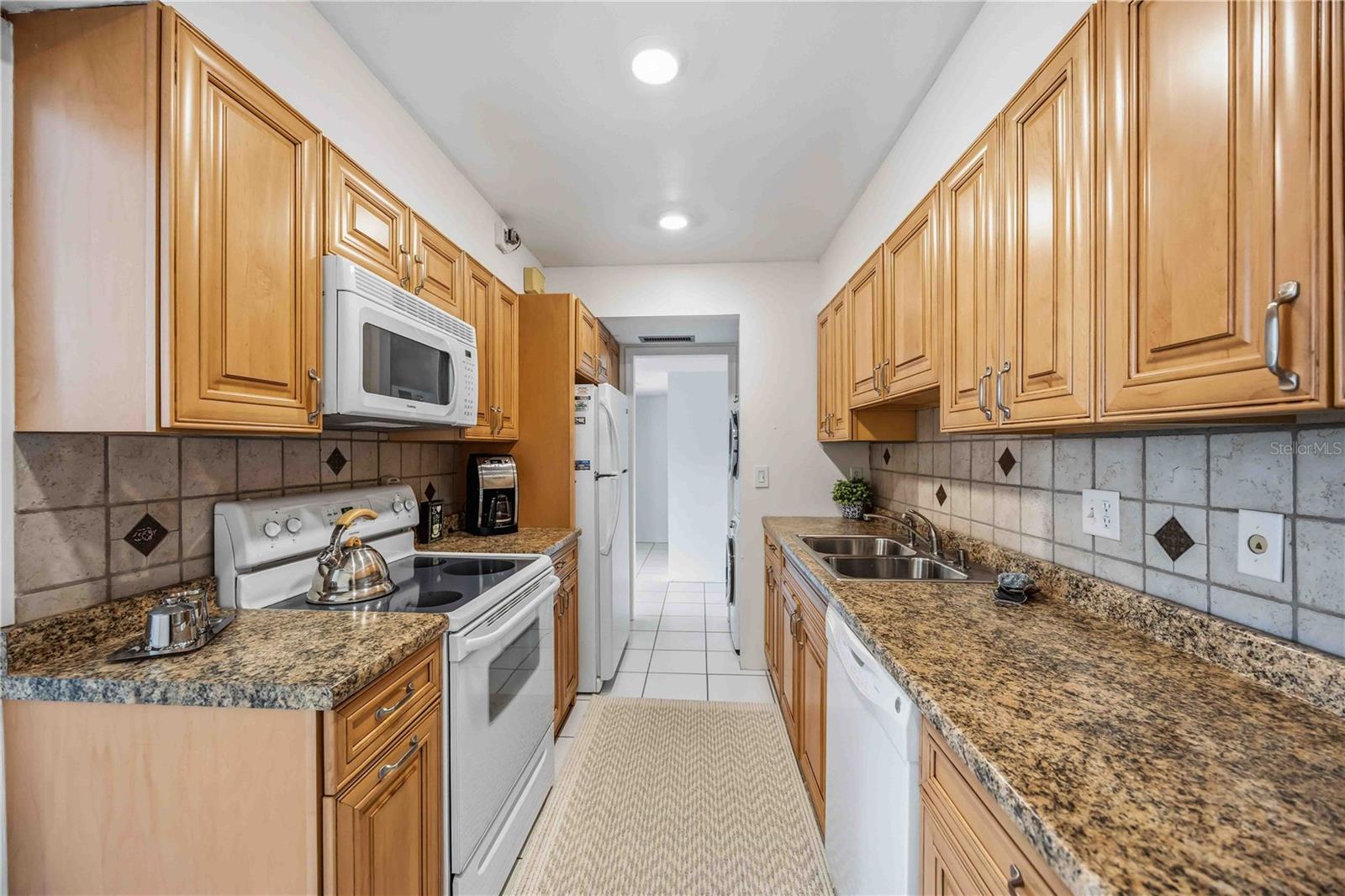 Image 15 of 62 For 500 Park  47