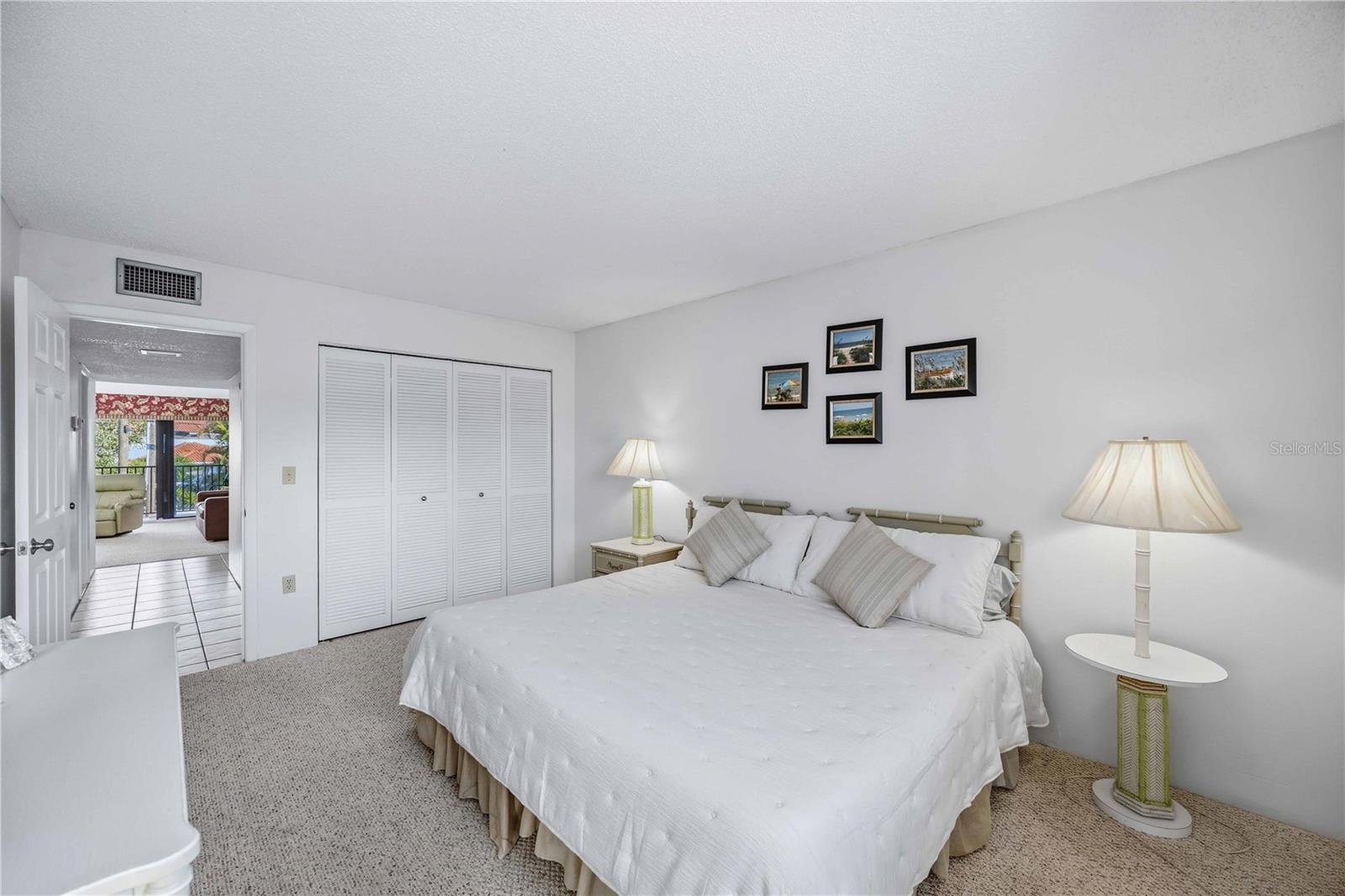 Image 24 of 62 For 500 Park  47