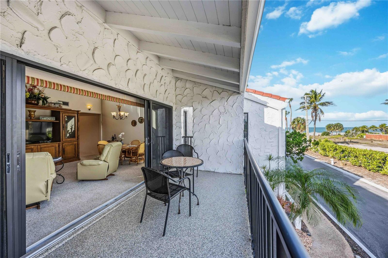 Image 33 of 62 For 500 Park  47