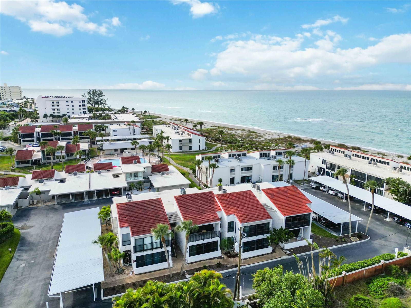 Image 43 of 62 For 500 Park  47