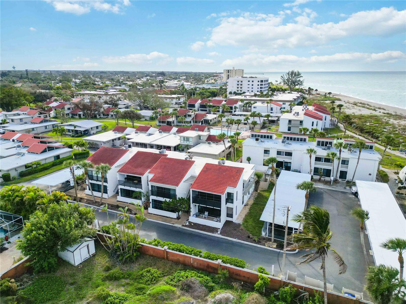 Image 44 of 62 For 500 Park  47